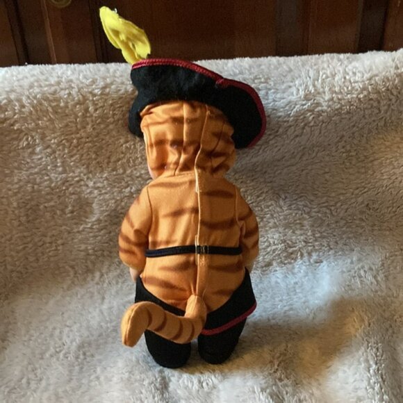 Puss in Boots Doll - Picture 2 of 3